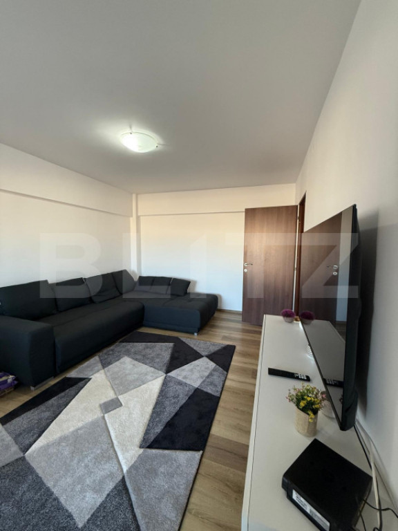 Apartament 2 camere, an 1987, ultracentral Winmarkt