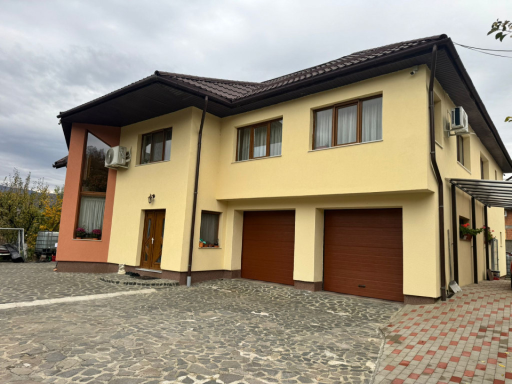 Casă 3 camere 925 MP | Central Baia Sprie | Oportunitate...