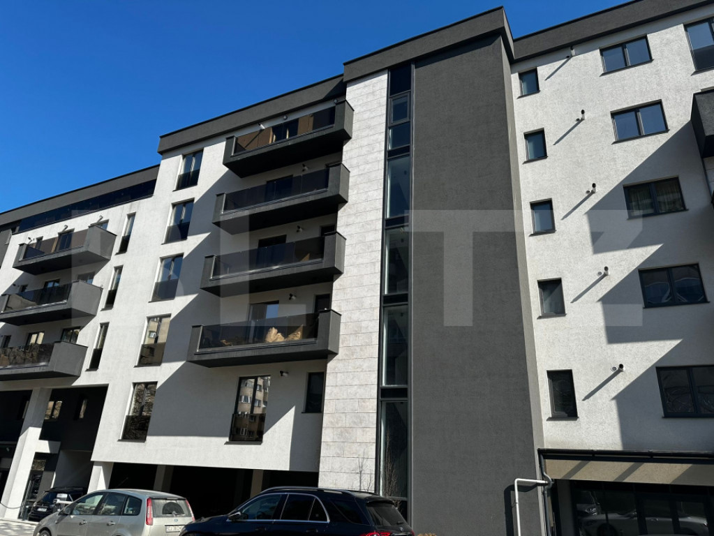 Apartament cu 3 camere, zona strazii Traian Vuia