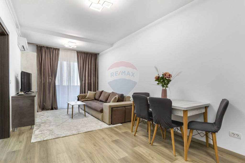 Apartament deosebit de închiriat, Adora Park, loc de par...