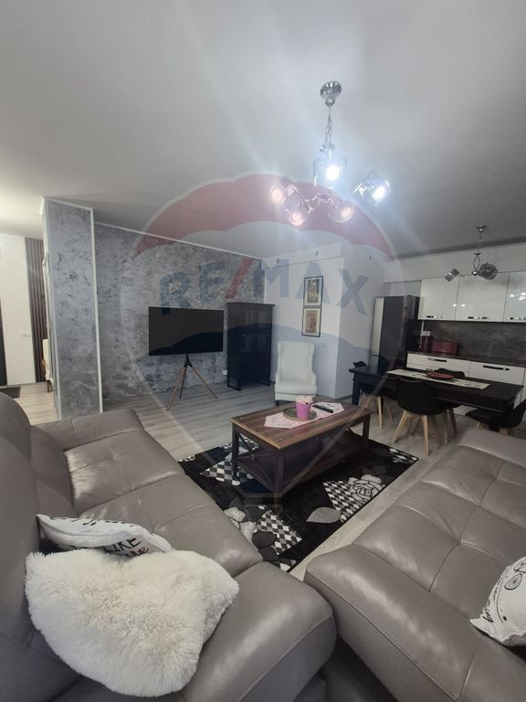 Apartament cu 2 camere,82 mp Arad Plaza