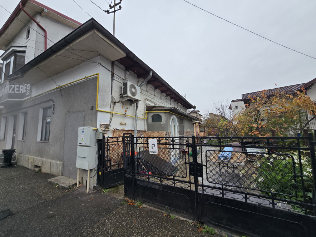 Casă 2 camere, 79 mp, zona AFI Ploiești