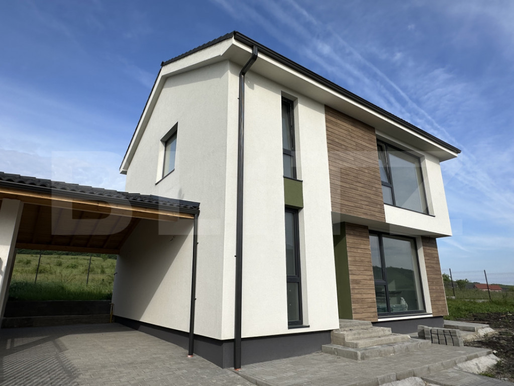 Casă unifamilială modernă, garaj, 400 mp teren, Chinteni!