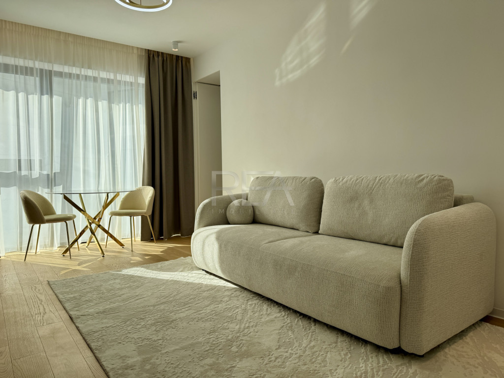 Studio Dublu mobilat și utilat complet în One Lake Club
