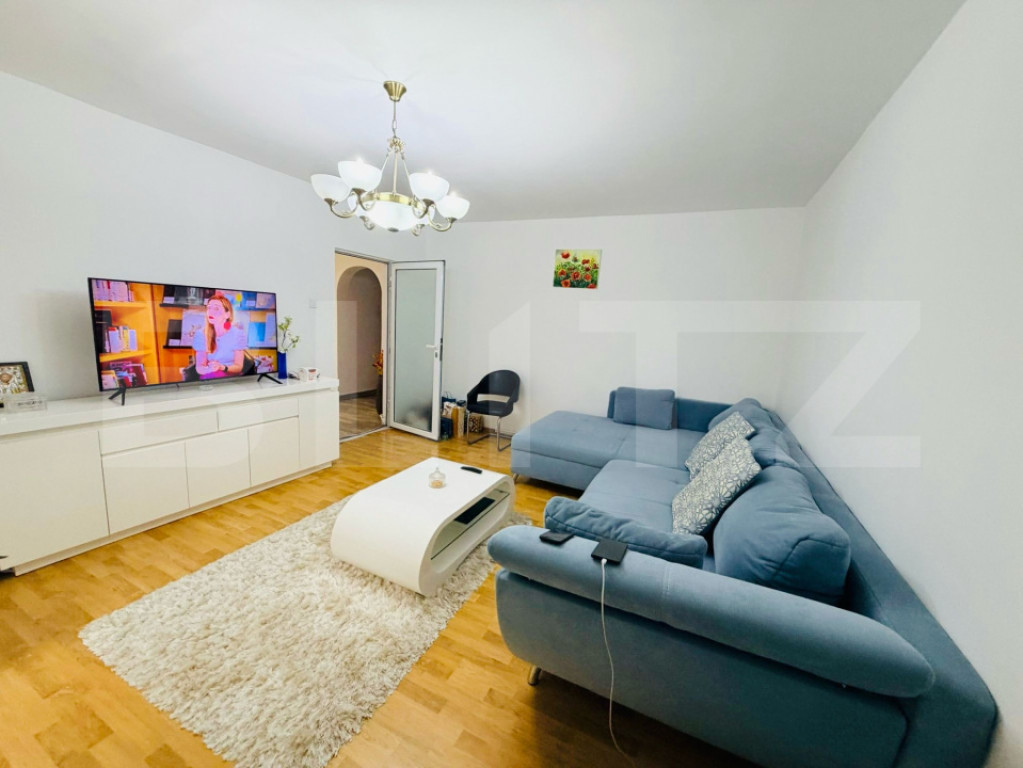 Apartament 3 camere, decomandat, 79 mp, complet renovat, Ast