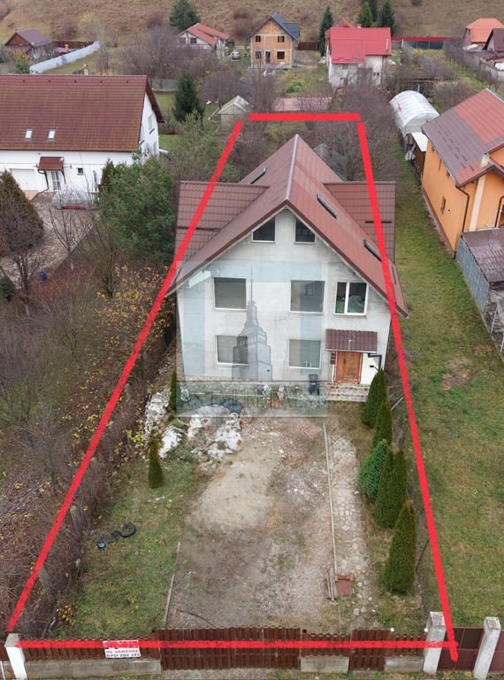 Casa/Villa , 5 camere, singur în curte, 960 mp teren- zo...