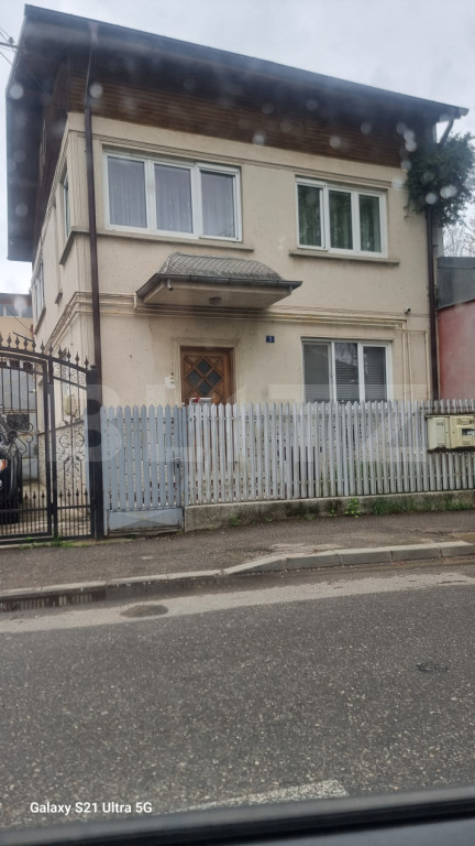 Apartament in VILA 70 mp/ CAMPINA