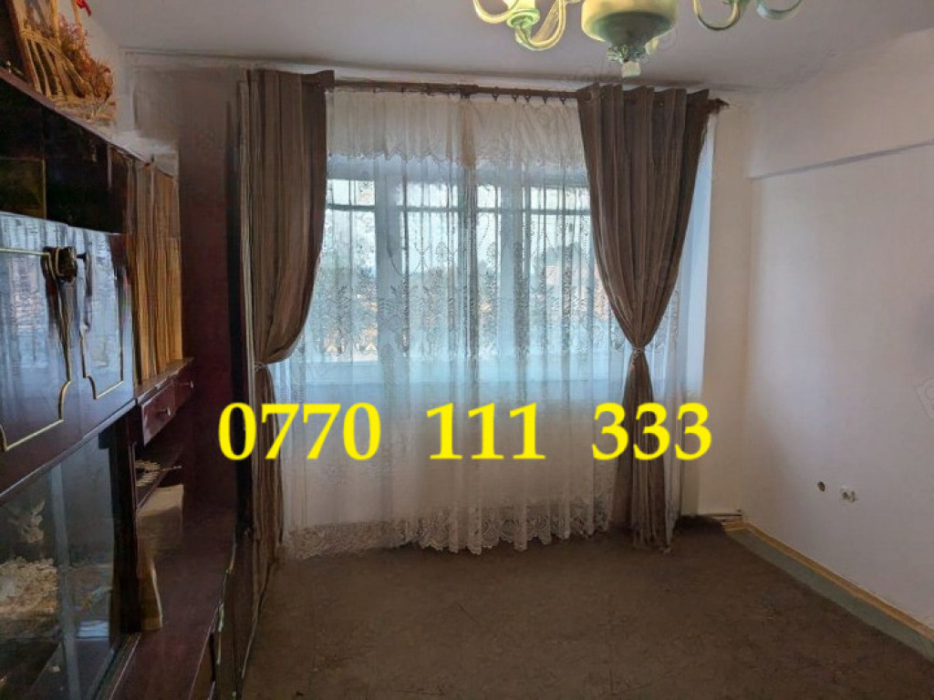 - Apartament 2 camere decomandat, zona Vidin.