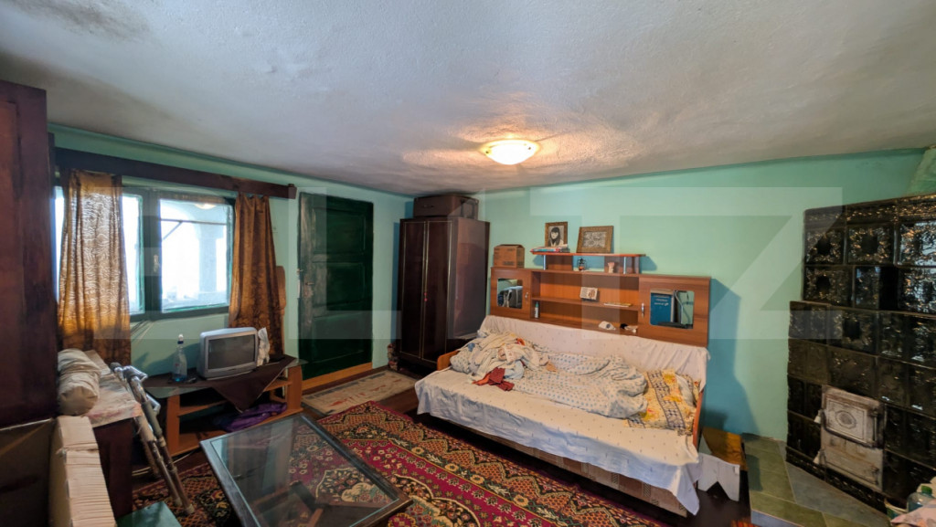 Gheboieni proprietate de renovat– 1100 mp, liniște și i