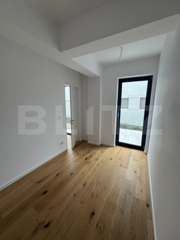 Spatiu birou de închiriat, 41 mp, Central