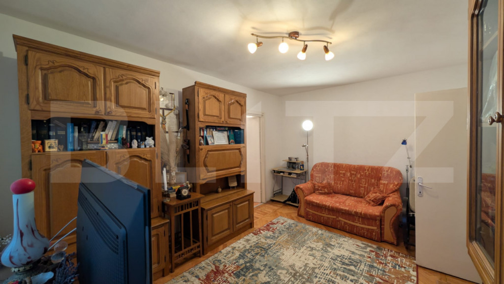 Apartament cu gradina propie de vanzare, 47 mp, zona Aleea T