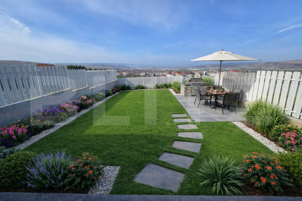 Apartament spatios 68mp, 3 camere, garaj si gradina mare 90m