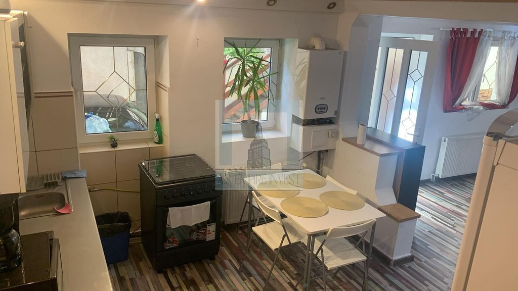 Apartament 3 camere mobilat/utilat, 2 bai-zona Schei