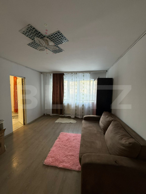 Apartament 2 camere, 45 mp, zona Micro 11