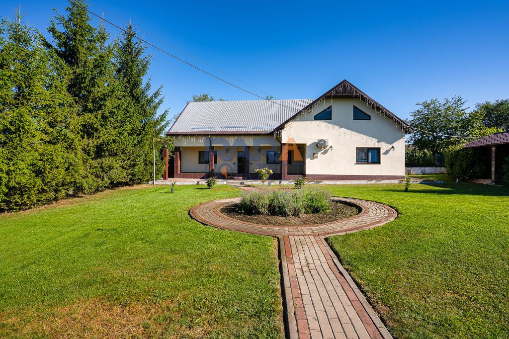 Paradis în care să îți crești copiii - casă 157 mp ...