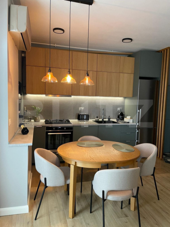 Apartament 3 camere, terasa,mobilat , Buna Ziua