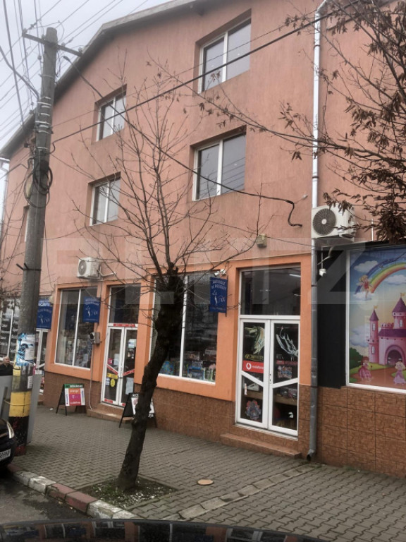 Spatiu comercial central! 1200mp! Reghin!