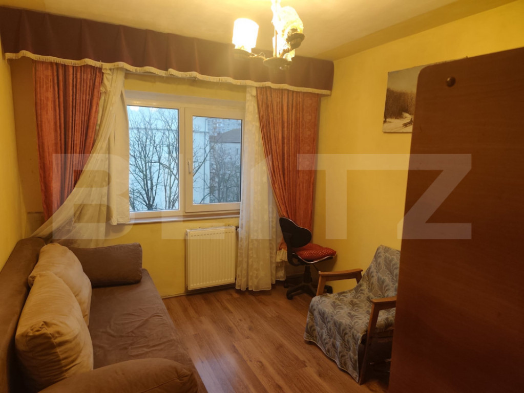 Apartament cu 3 camere, 2 bai, 2 balcoane, renovabil, 67 mp,