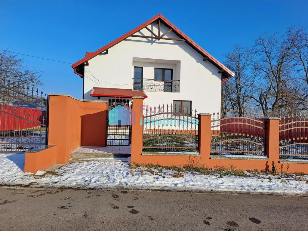 Vila spatioasa in Liteni Moara