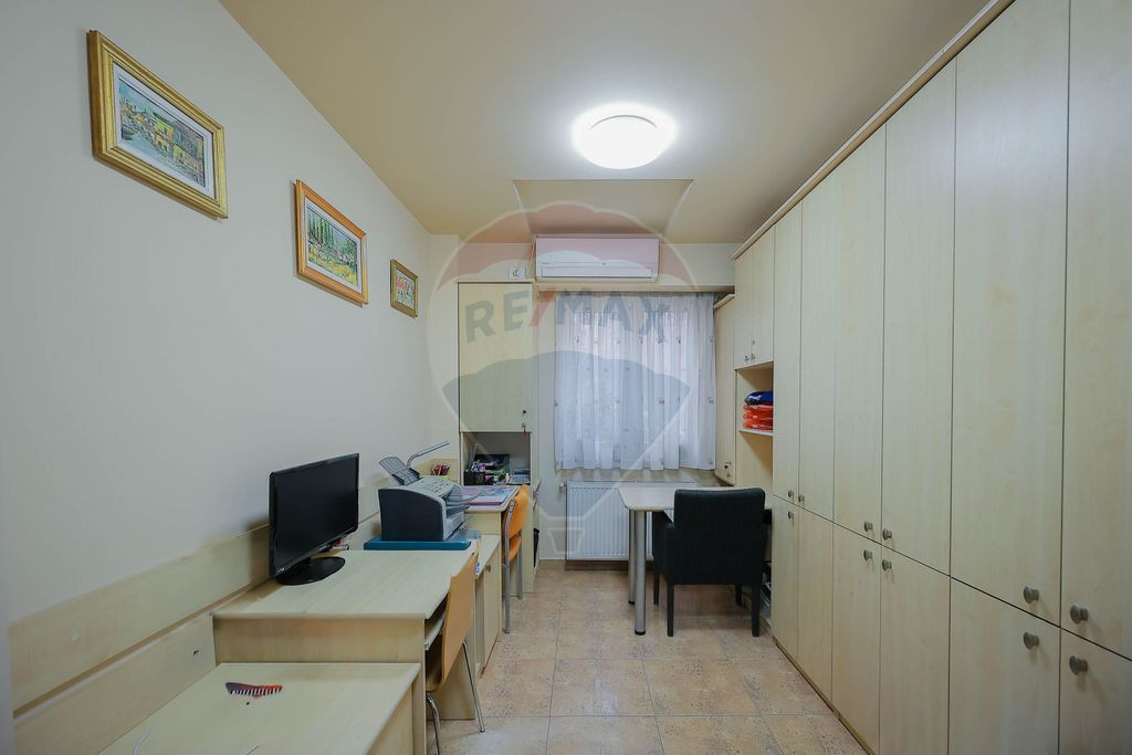 De vânzare garsonieră 13 mp, parter - zona Rogerius