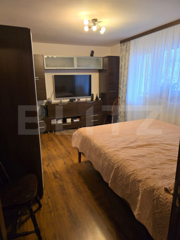 Apartament 4 camere, 77 mp, zona Manastur