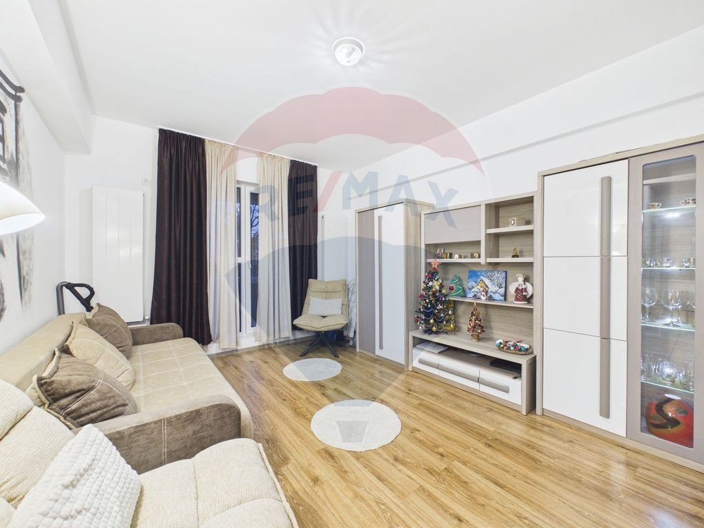 Apartament cu 2 camere de vânzare în zona Prelungirea G...