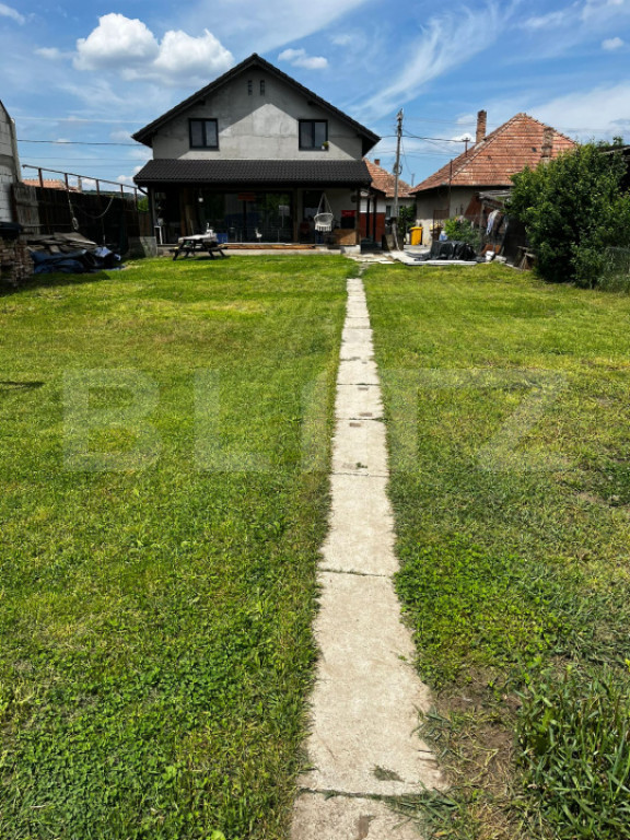 Apartament 3 camere, 105 mp, zona Târnāveni