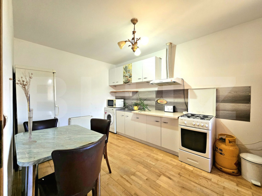 Apartament 2 camere, 80 mp, zona Lunei
