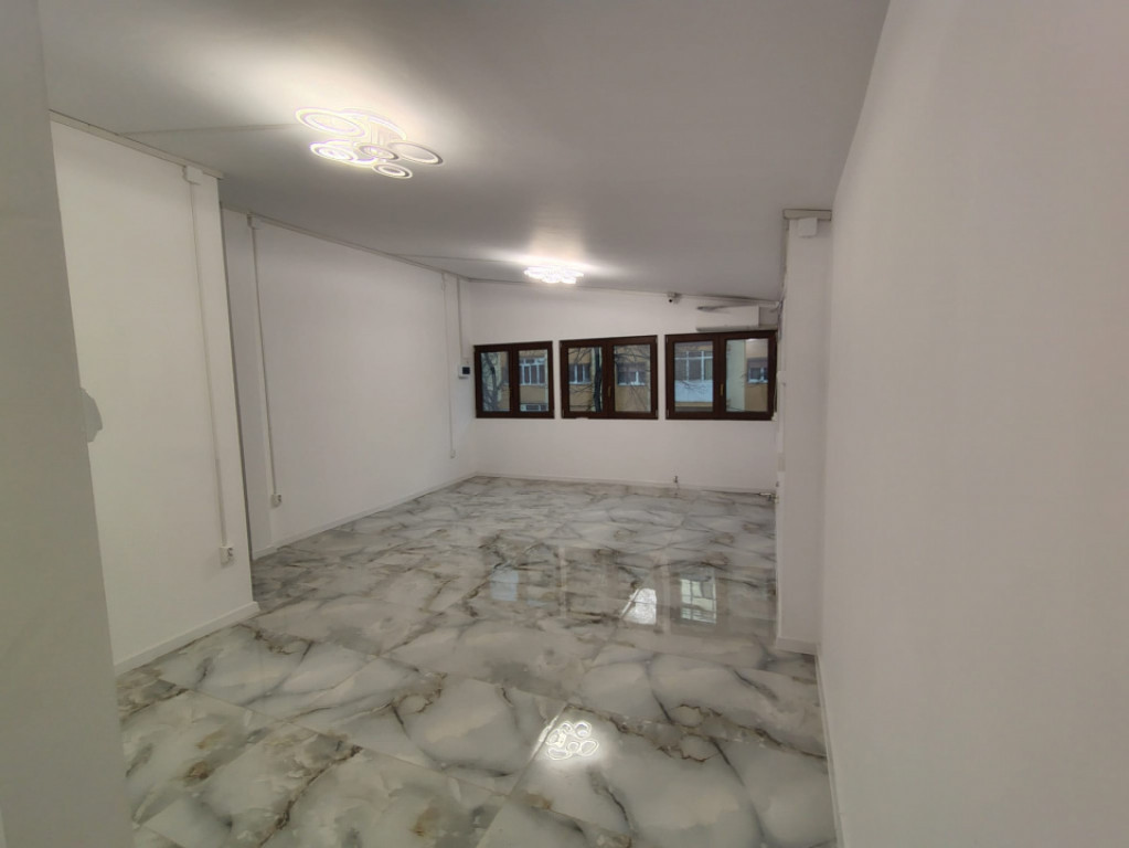 Spatiu comercial, 56 mp, Brazda lui Novac