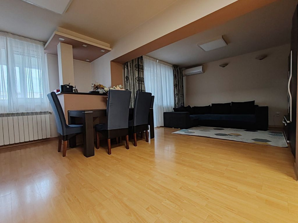 Apartament 4 camere, decomandat, Micro 20 - COMISION 0% P...