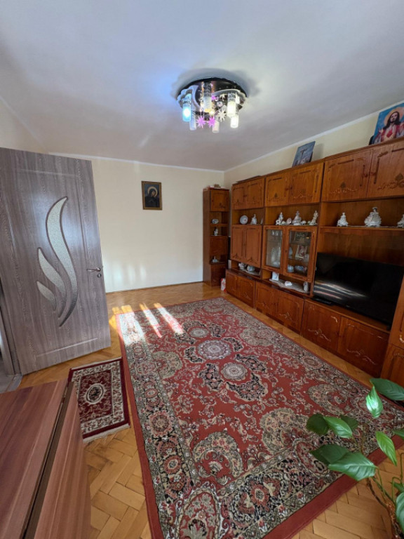 Apartament 2 camere, 49 mp, zona Garii