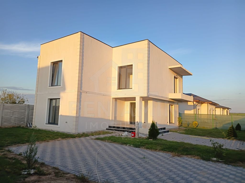 Casa noua 4 dormitoare 2 bai P+1 zona Selgros Teilor