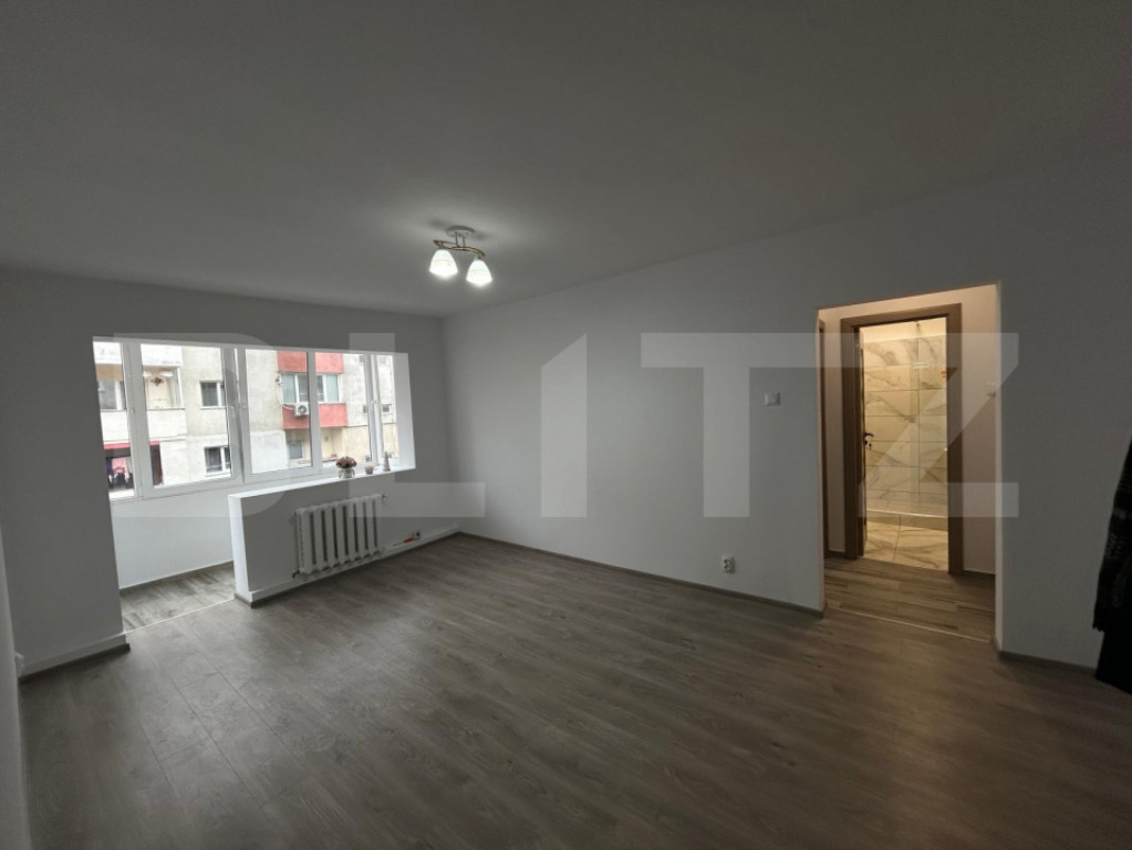 Apartament 2 camere, etaj 2 INTERMEDIAR luminos, renovat com