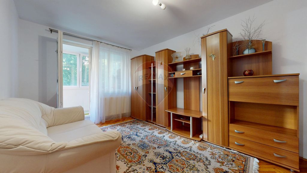 Apartament cu 2 camere de închiriat în zona Bd. Vlahuta...