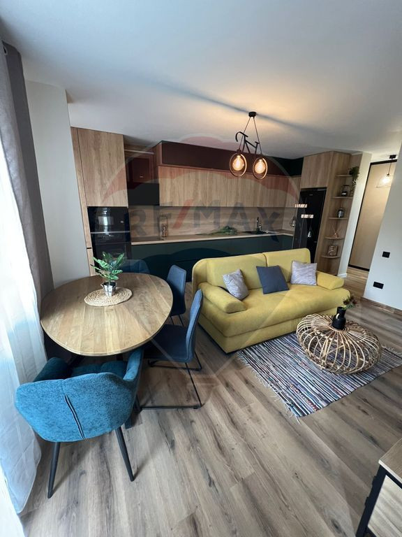 Apartament 3 camere de inchiriat