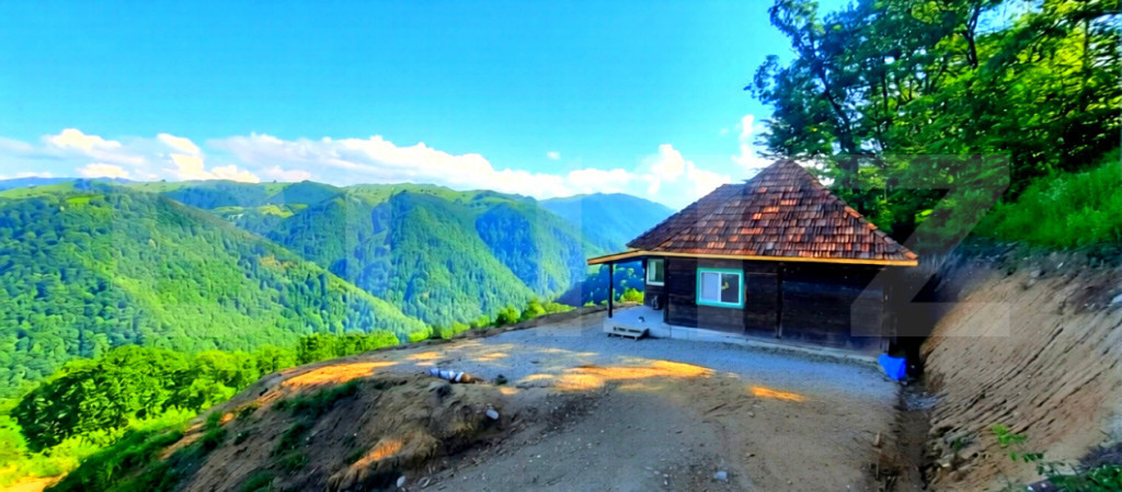 Cabana superbă din bârne de lemn, zona montana – Șugag