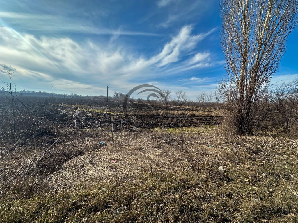 Teren intravilan de vanzare | 10.083 MP | DN1, Potigrafu ...