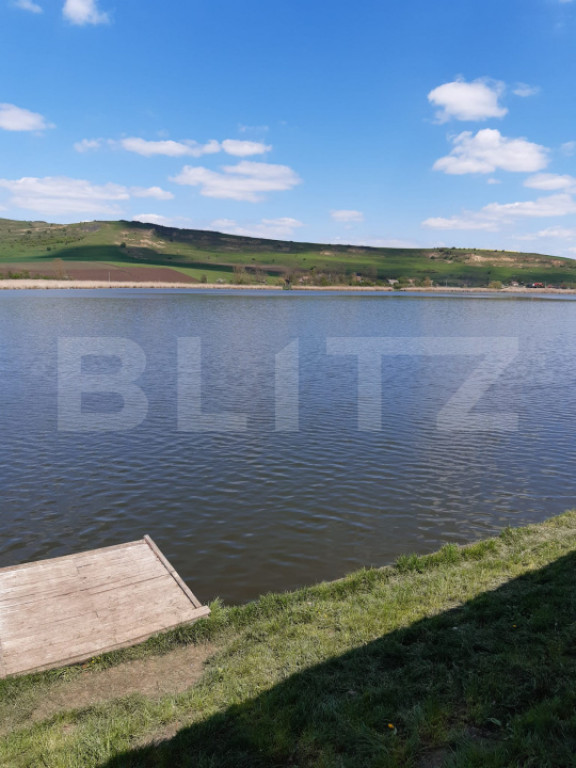 Oportunitate investițională-Proprietate cu lac privat in G