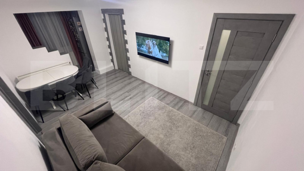 Apartament cochet, renovat complet, etaj 1, cu loc de parcar