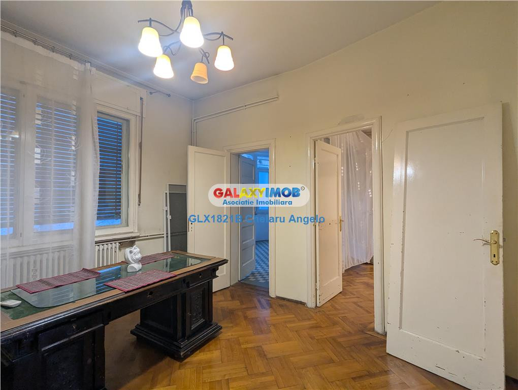 Unirii apartament 7 camere,suprafata utila 198 mp,stare bun#