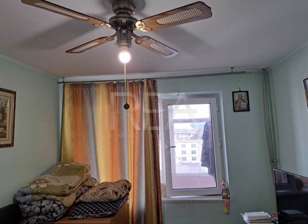 3 camere, 1/9, 73mp-Drumul Taberei-Romancierilor