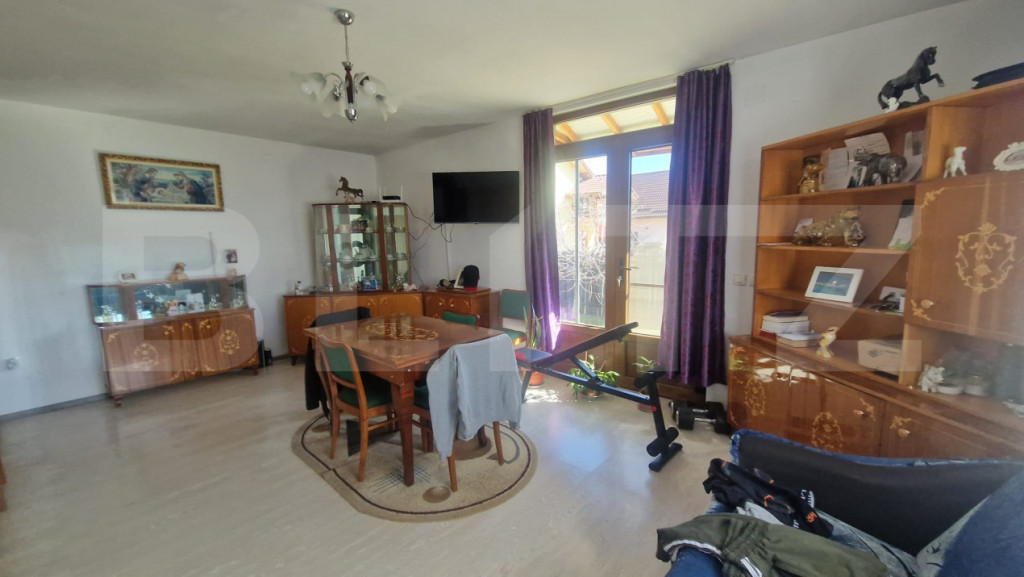 Casa 5 camere Tarlungeni (nu Izvor) teren 800 m, cartier no