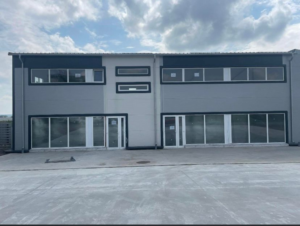 Spatiu comercial, 220mp, Malu Mare