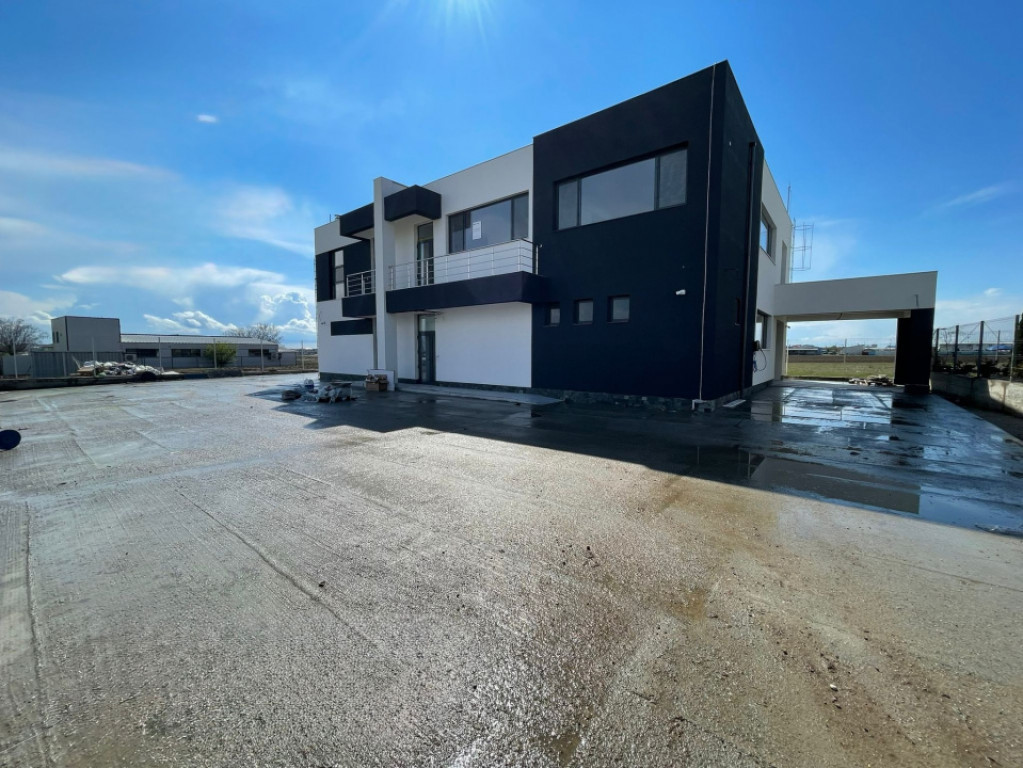 Hala productie, 600 mp, zona Aeroport