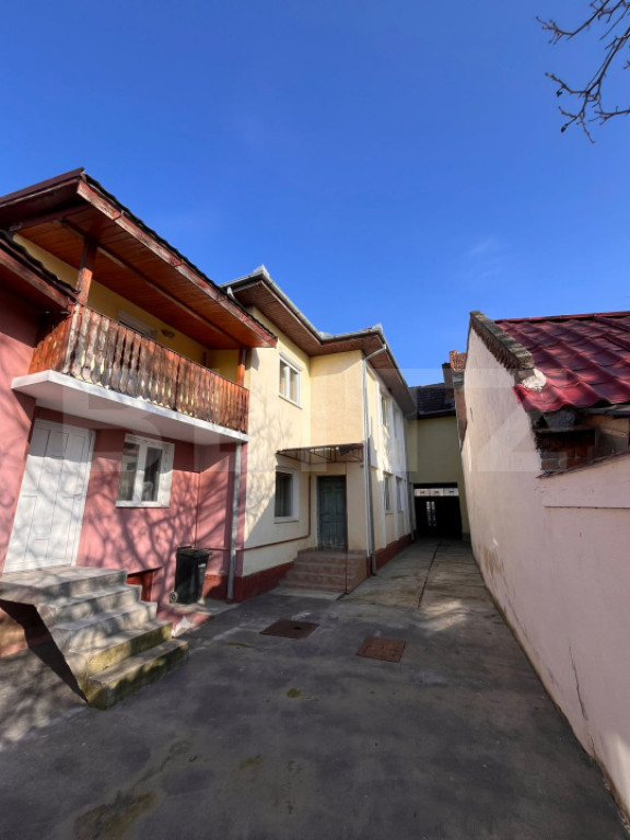 Casă P+1, 445 mp, zona Nord-Vest