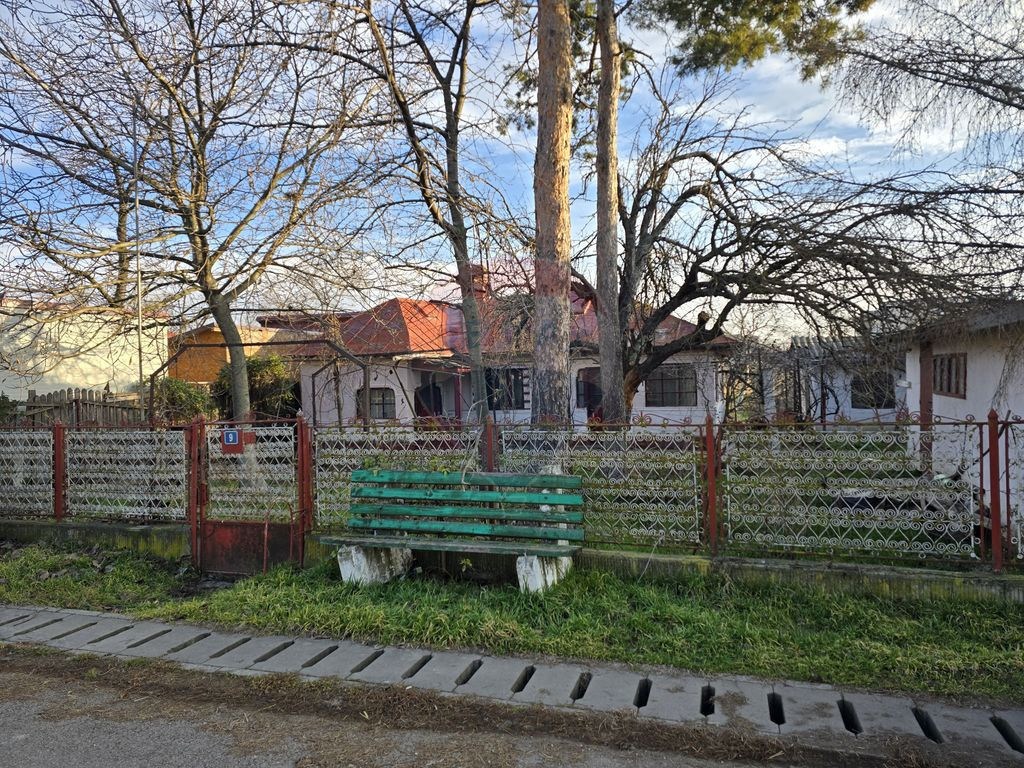 Central Corbeanca, teren generos, parcelat, dubla deschidere