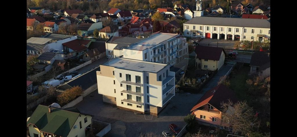 APARTAMENT 2 CAMERE DE VANZARE IN CENTRUL VECHI