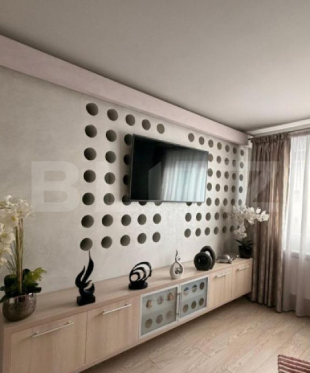 Apartament 5 camere, 98 mp, etaj intermediar, zona George E
