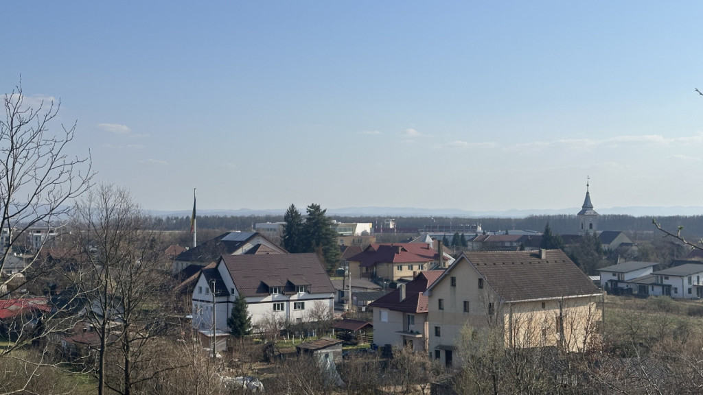 Teren intravilan 17 ari, central în Tăuții Măgherăuș,