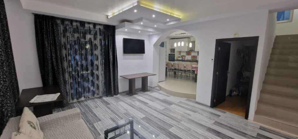 Pensiune cu 10 camere de vanzare in zona Mamaia-Sat - LIDL